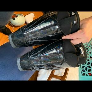 Men’s snowboard boots